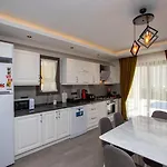 Διαμέρισμα Sirius Φετιγιέ